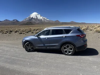 The Jetour SUV from the side, morning light